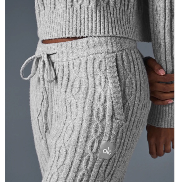 Alo Cable Knit Winter Bliss Pant - Picture 2 of 7